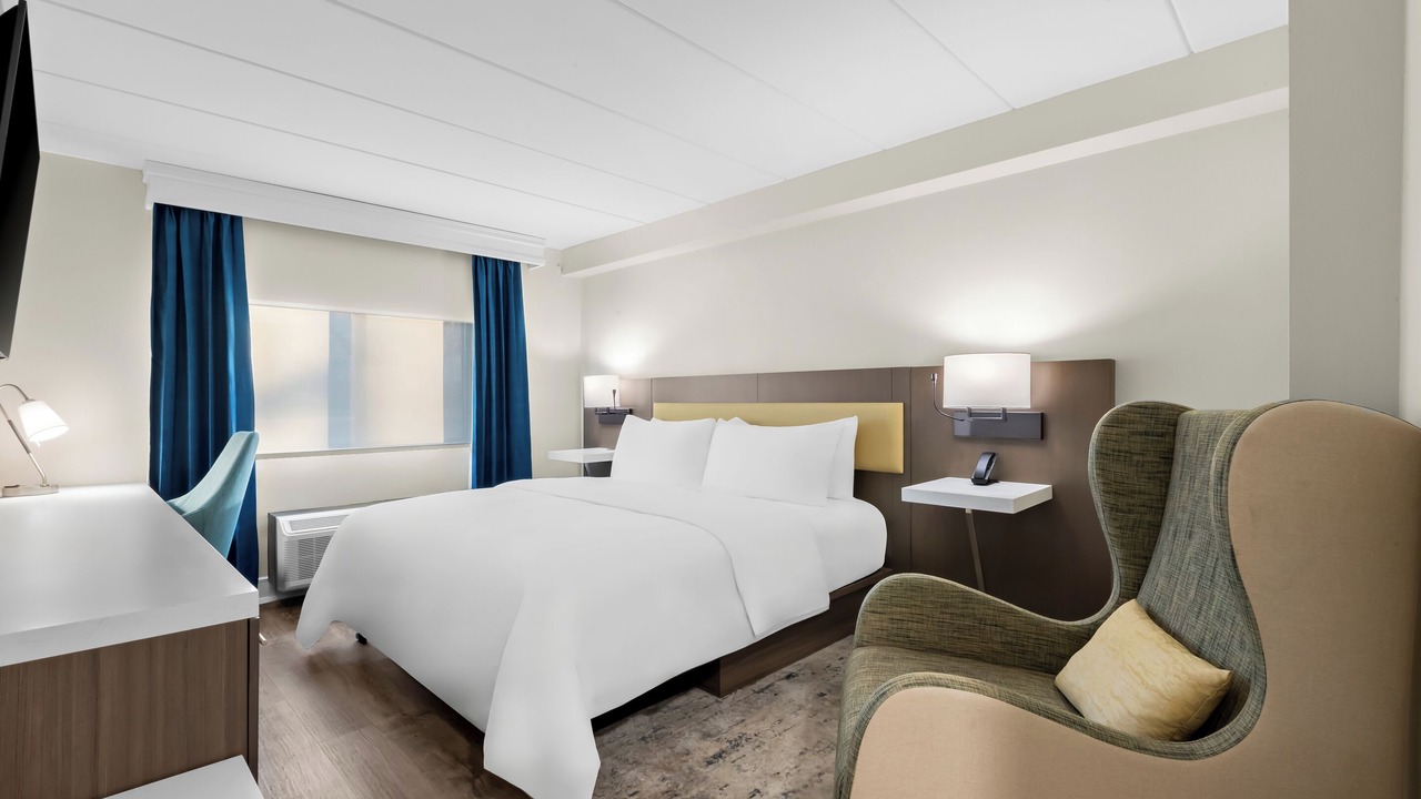 Photo of Bedroom in Tinton Falls