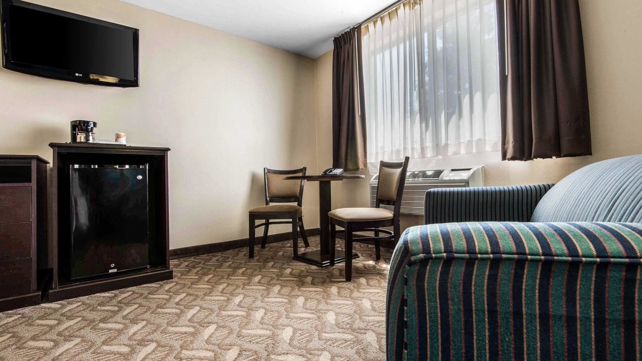 Photo of Bedroom in Niagara Falls