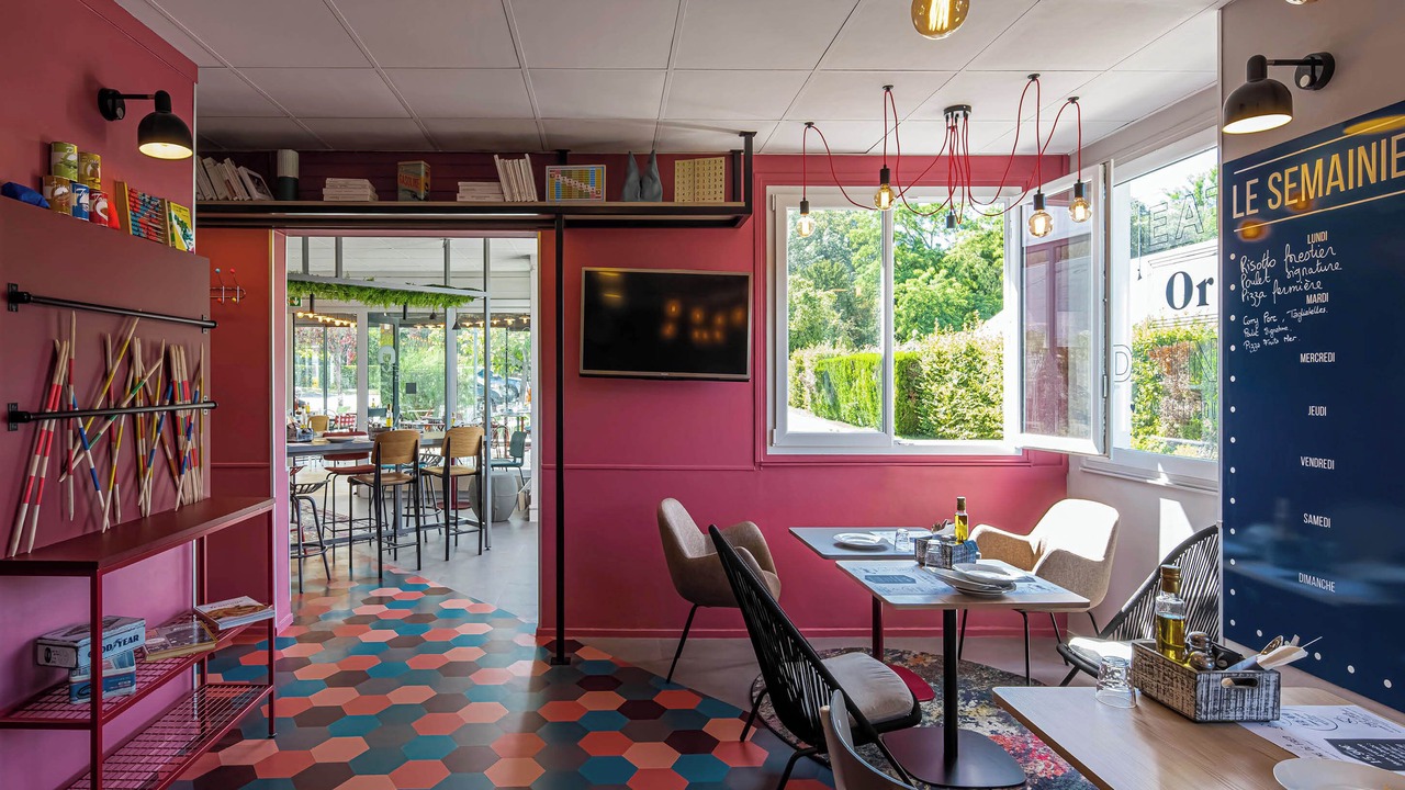 Photo of Others in Saran