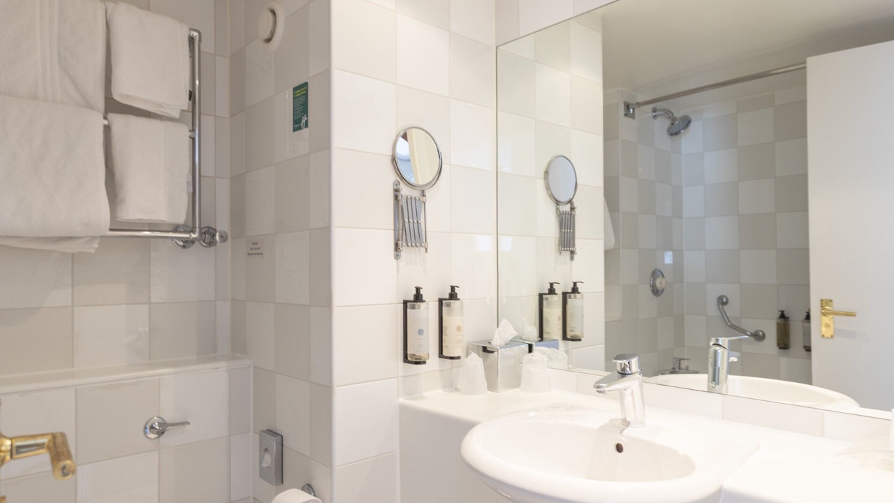 Photo of Bathroom in Basildon