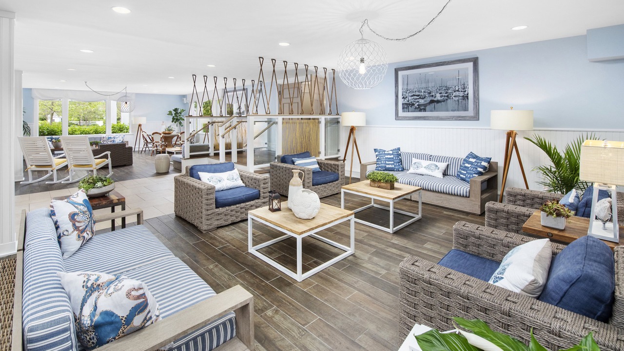 Photo of Others in Silver Beach