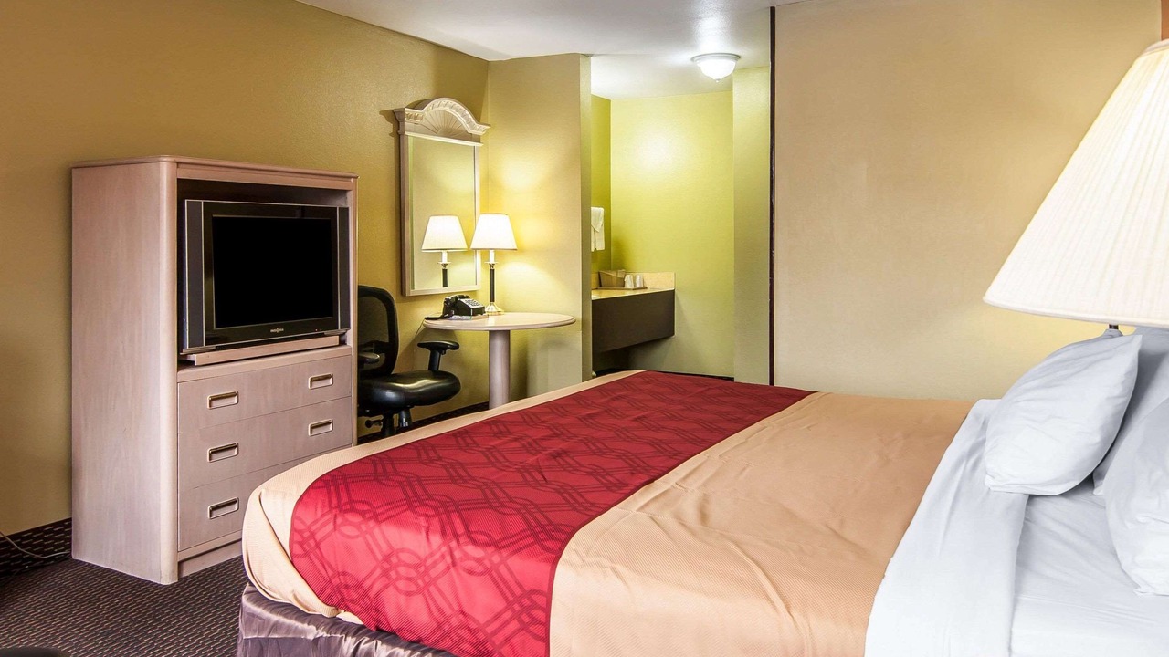 Photo of Bedroom in Corvallis