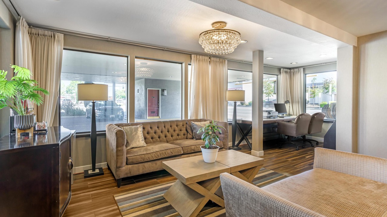 Photo of Others in Petaluma