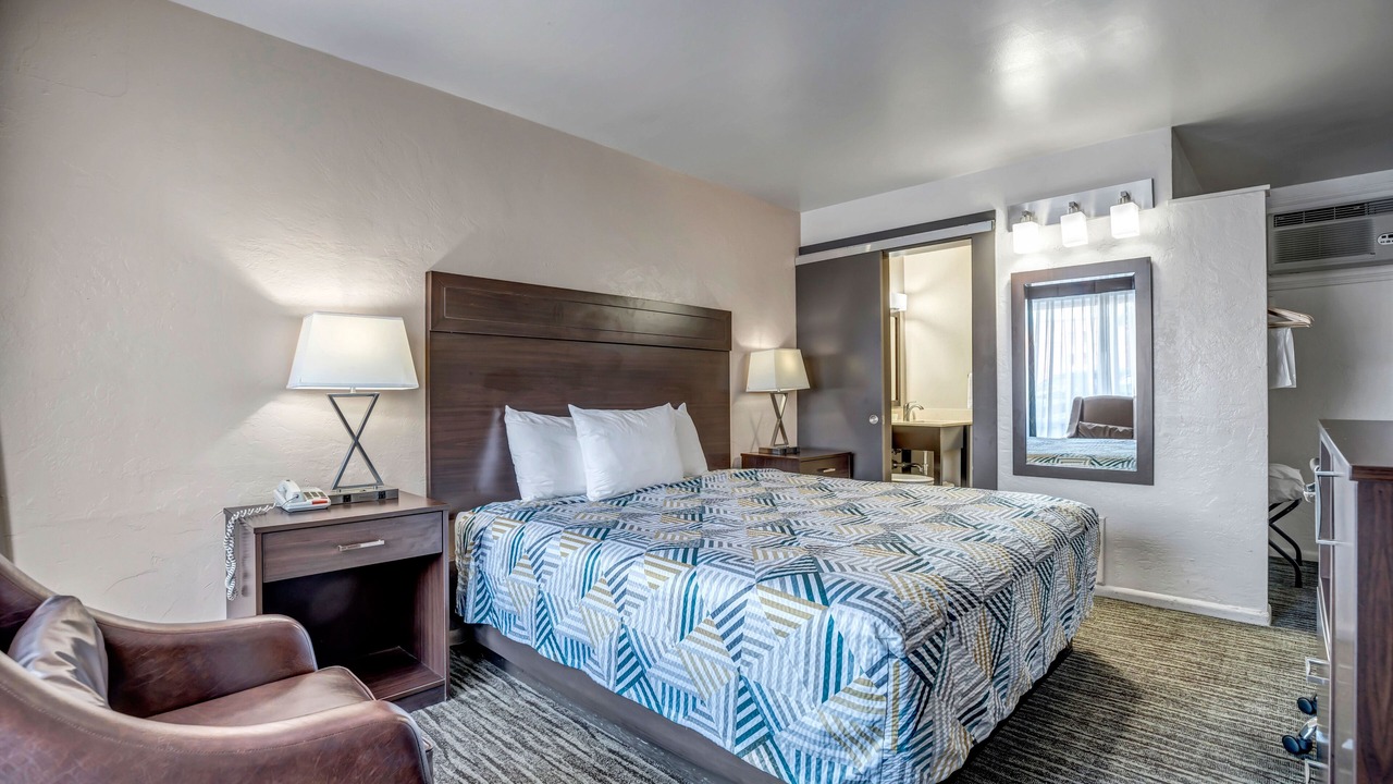 Photo of Bedroom in Buckman Neighborhood