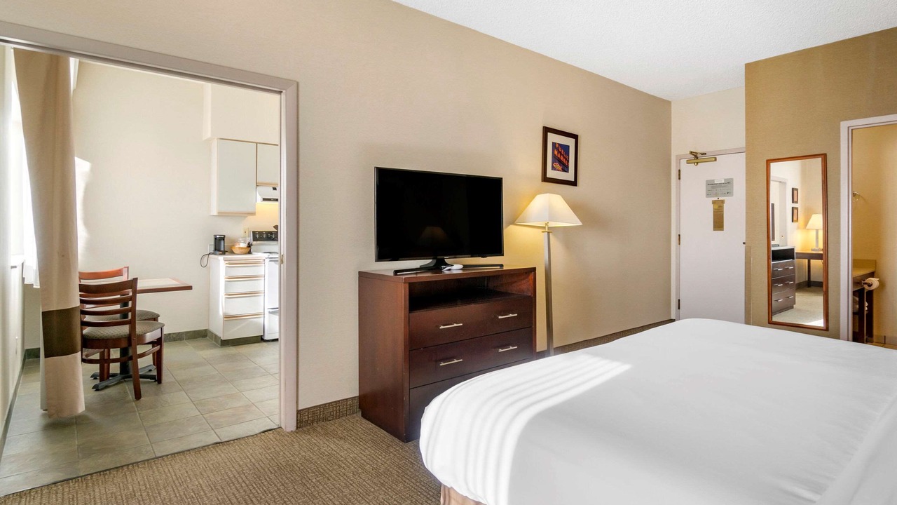 Photo of Others in Haller Lake