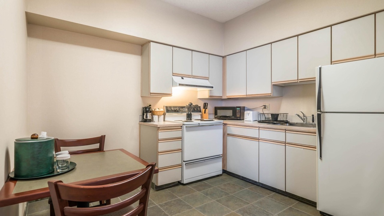 Photo of Bedroom in Haller Lake