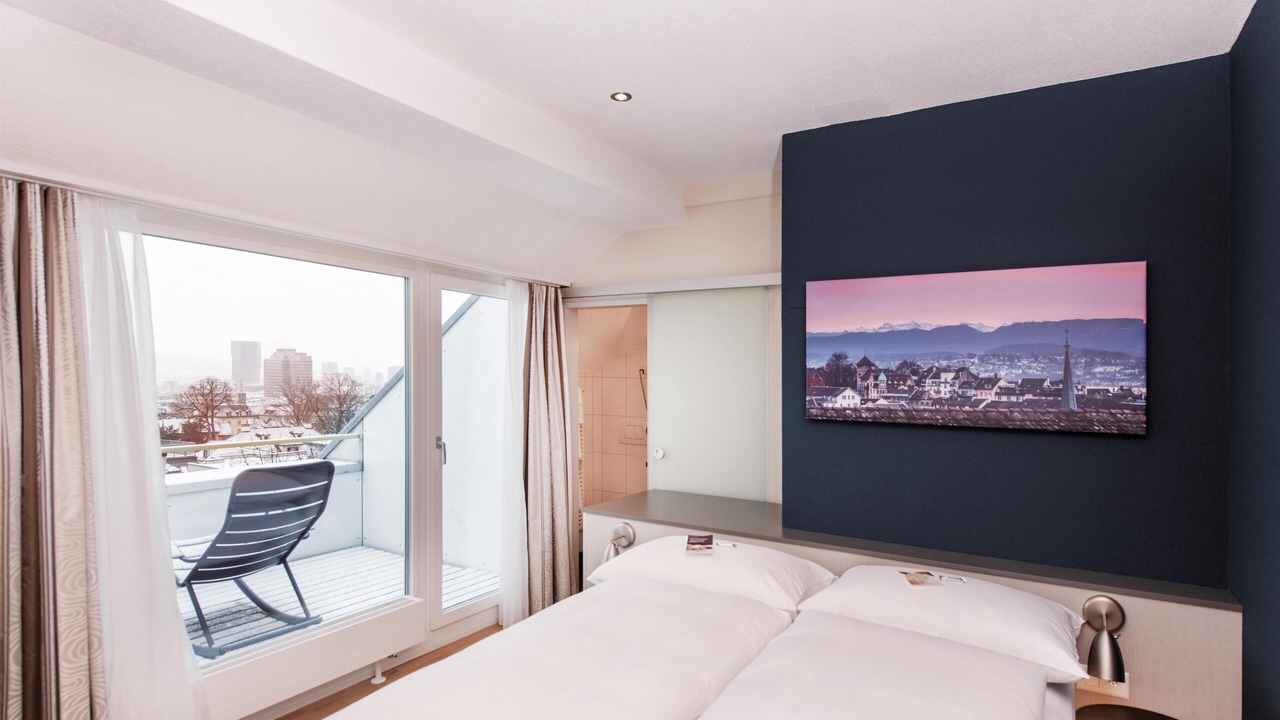 Photo of Bedroom in District 6