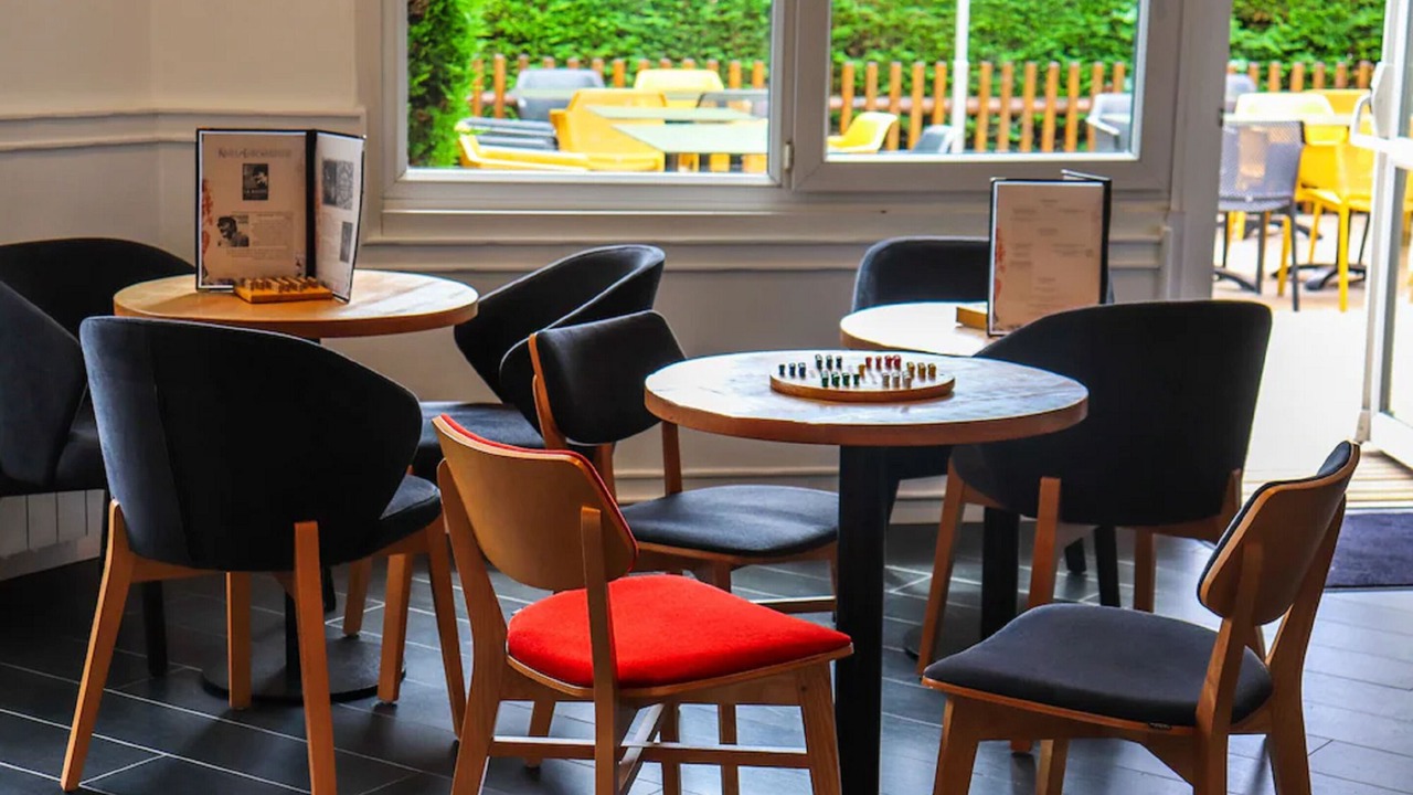 Photo of Others in Calais