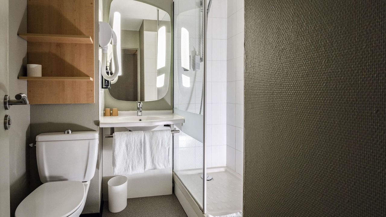 Photo of Bedroom in Montargis