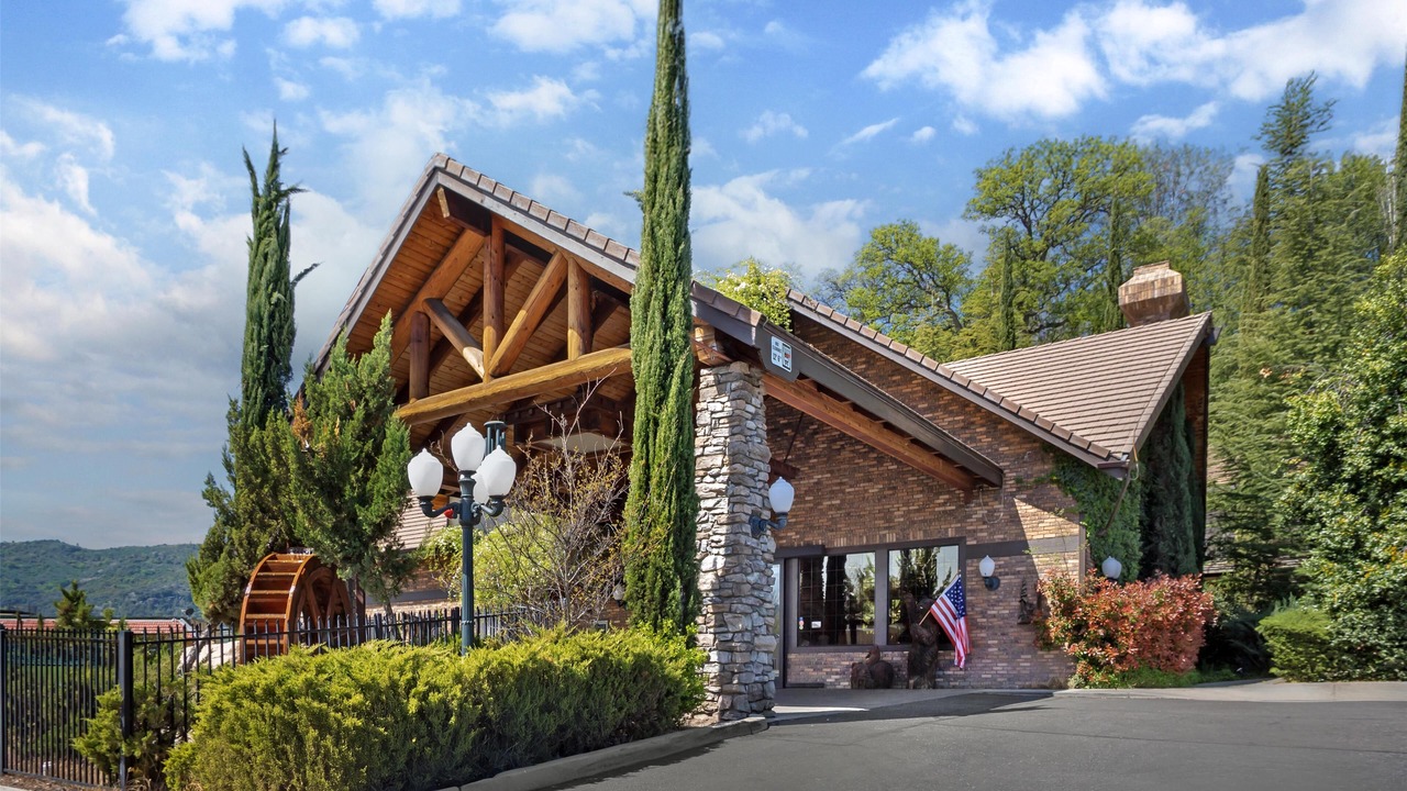 Photo of Outdoor in Oakhurst