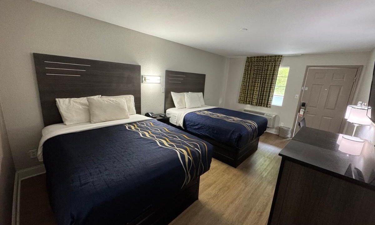 Photo of Bedroom in Guntersville