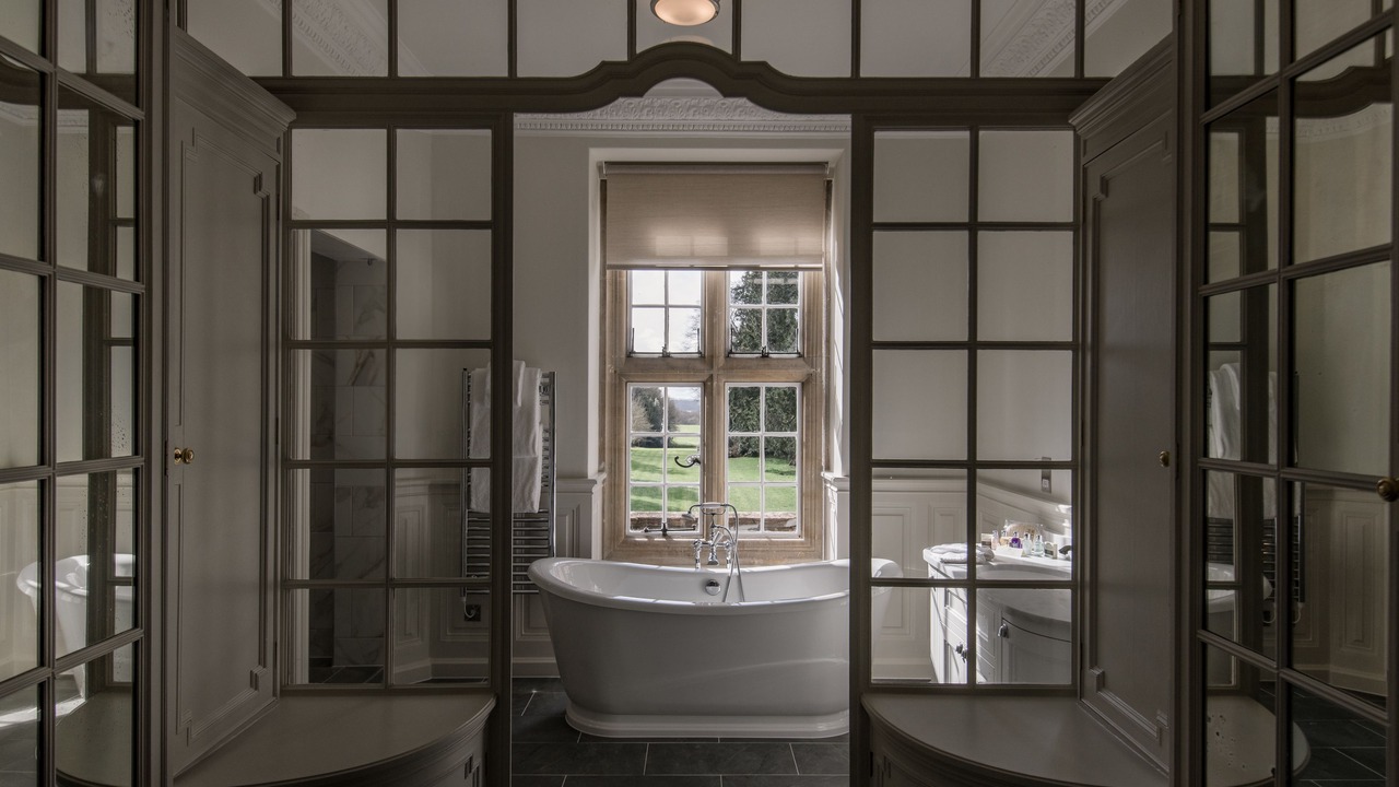 Photo of Others in Hook