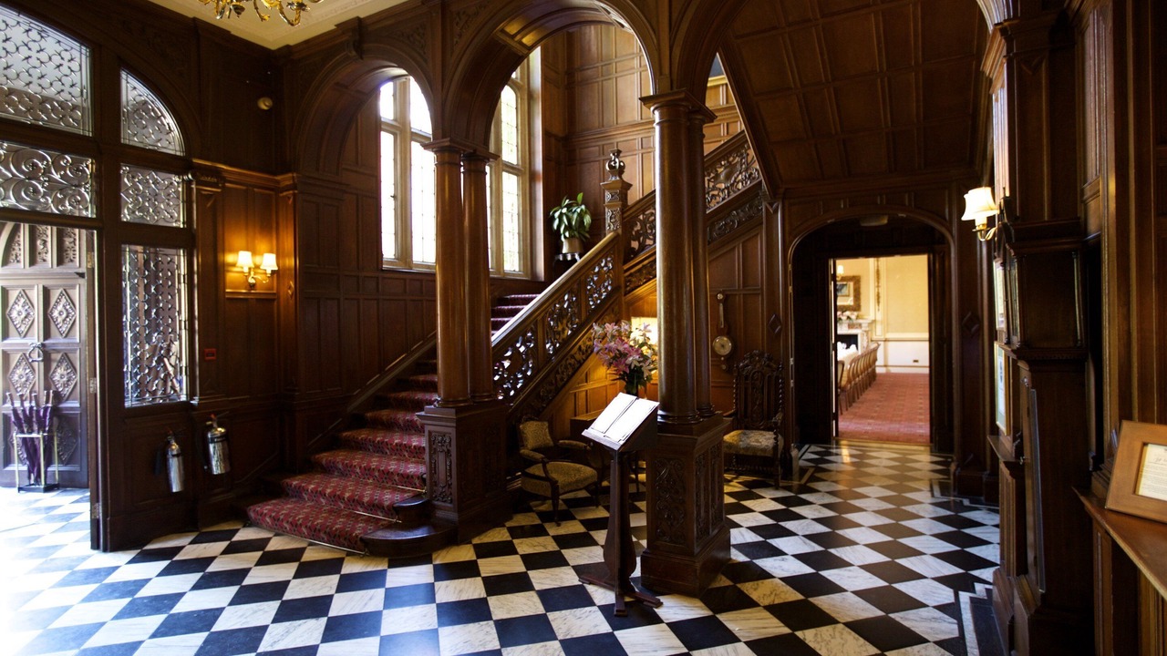 Photo of Others in Hook