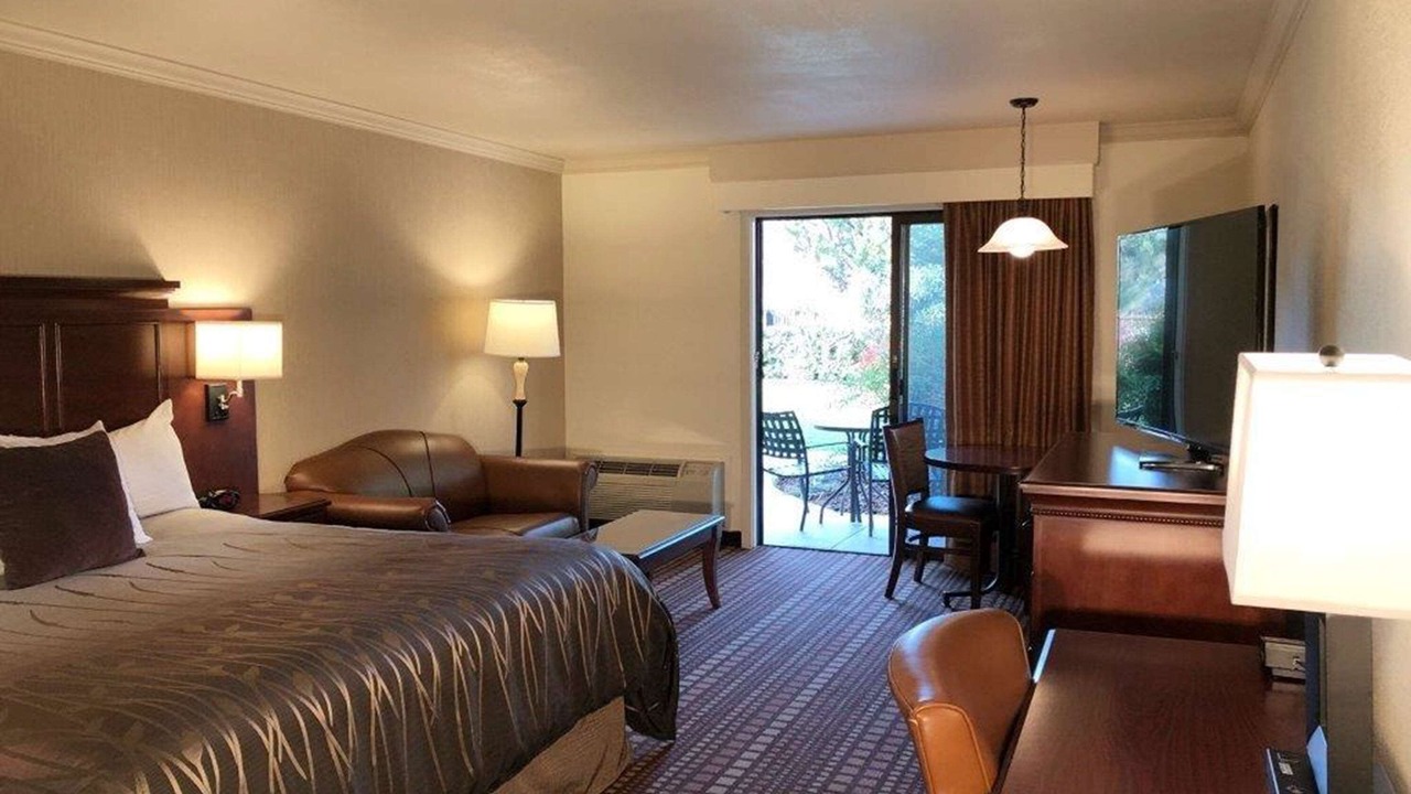 Photo of Bedroom in Garberville