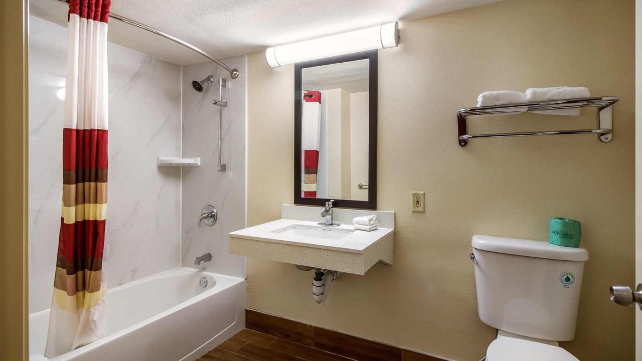 Photo of Bathroom in North Shore