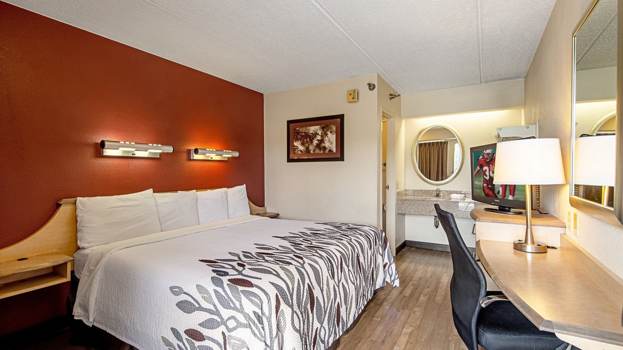 Photo of Bedroom in Akron