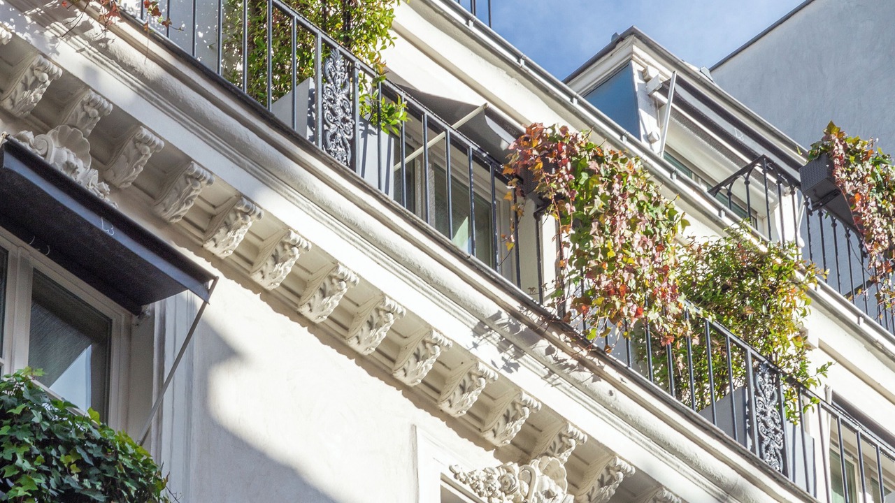 Photo of Patio Balcony in Quartier de la Place-Vendome