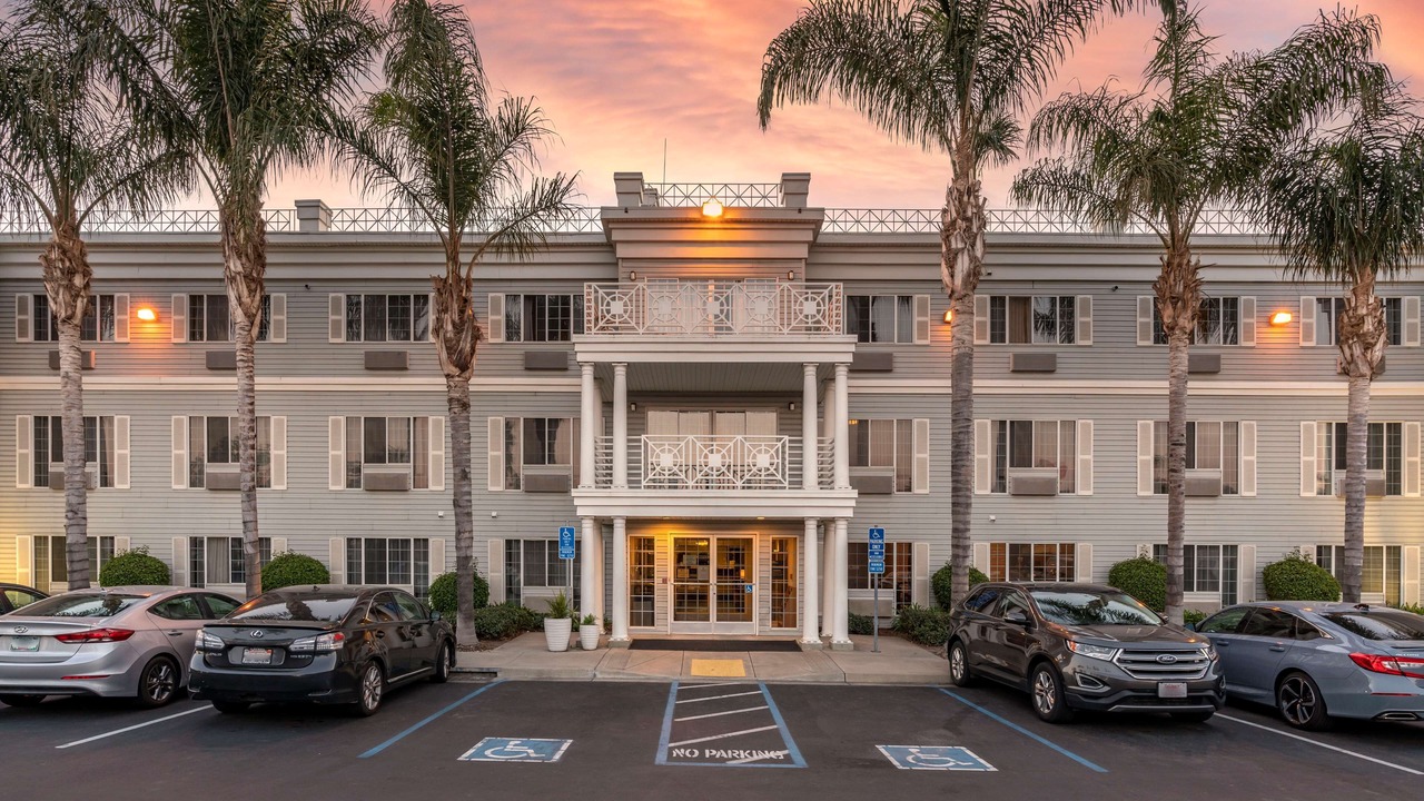 Photo of Buildings in Tracy