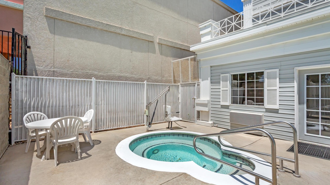 Photo of Outdoor in Tracy