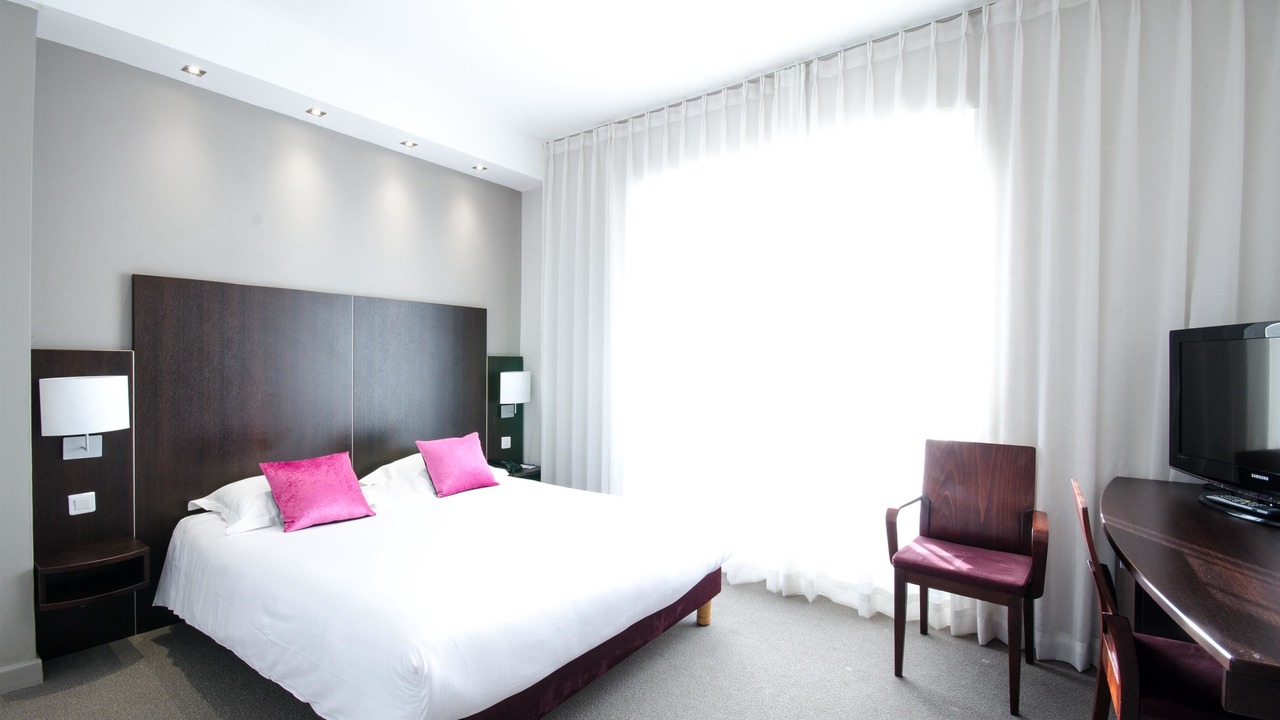 Photo of Bedroom in Villefranche-sur-Saone