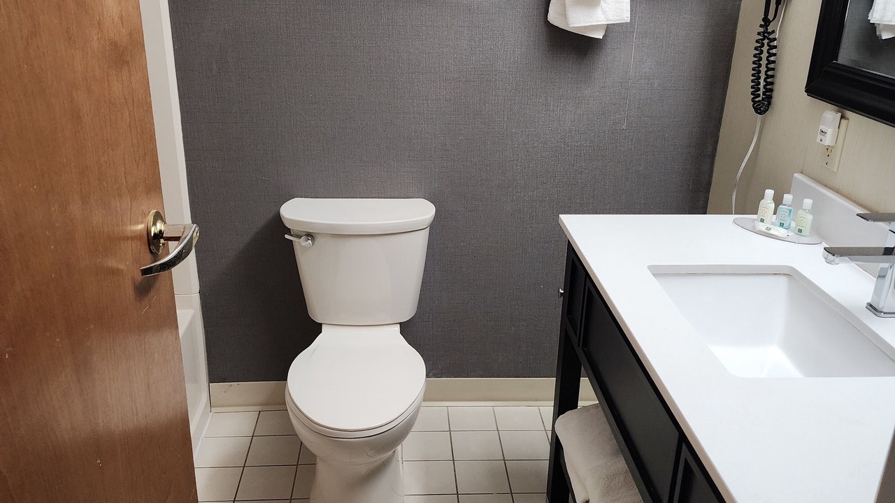 Photo of Bathroom in Clarion