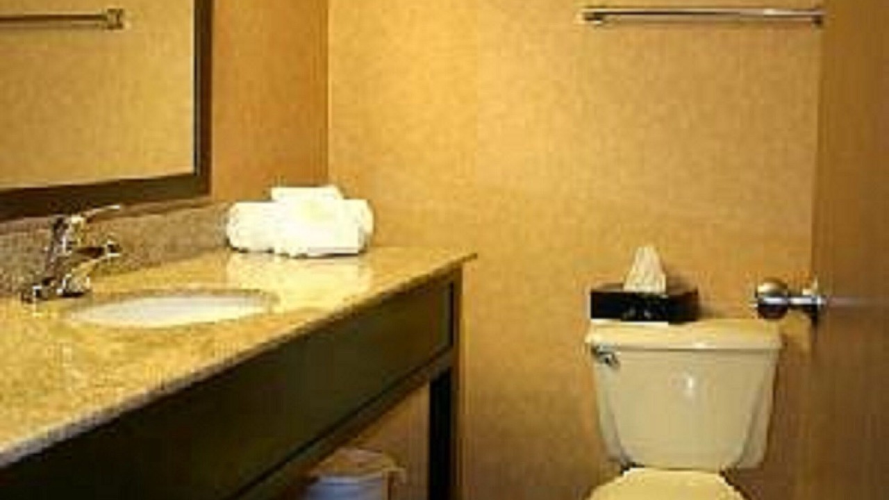 Photo of Bathroom in Dunkirk