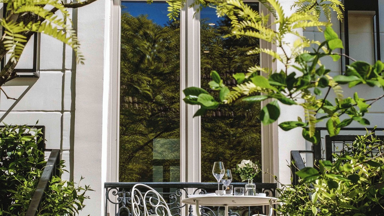 Photo of Others in Neuilly-sur-Seine