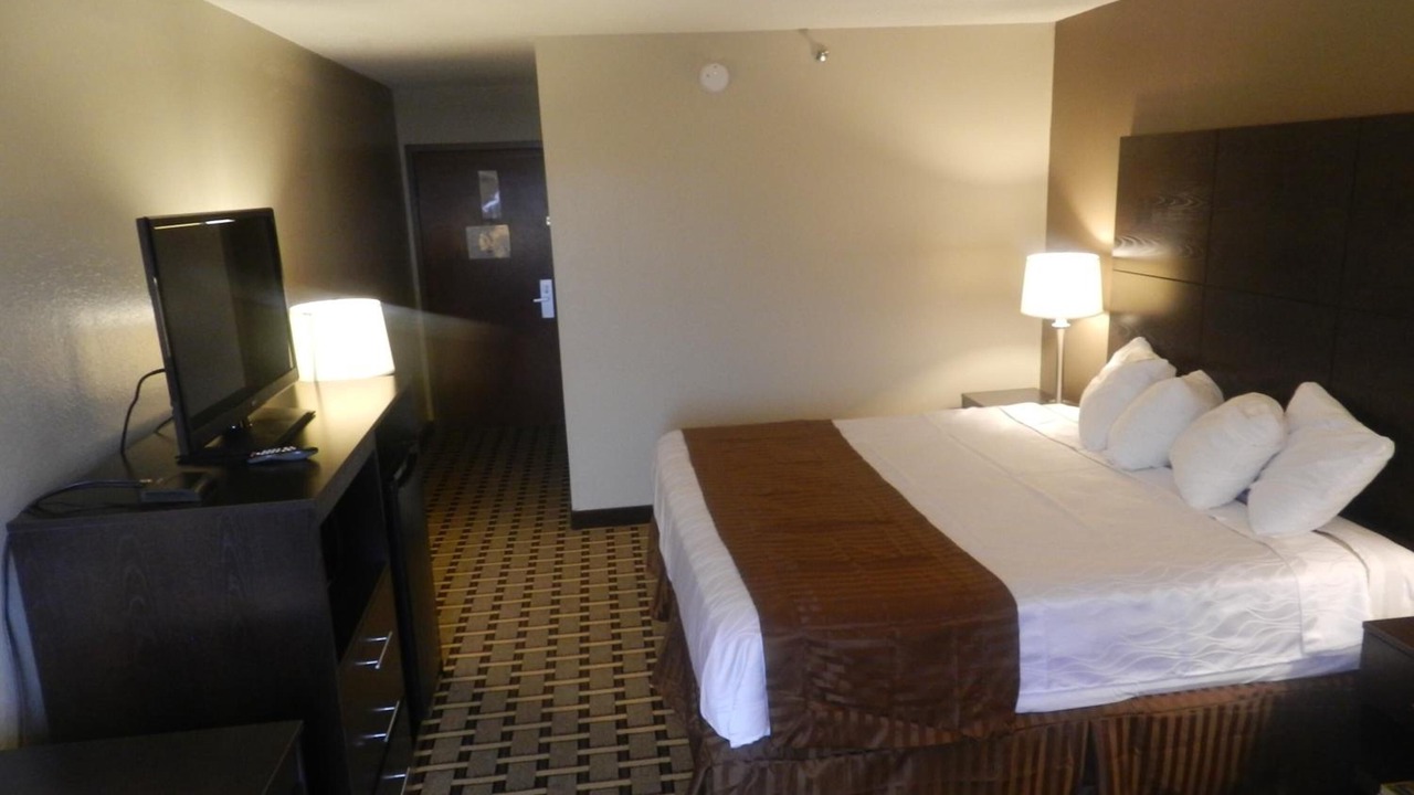 Photo of Bedroom in Gwinnett Place