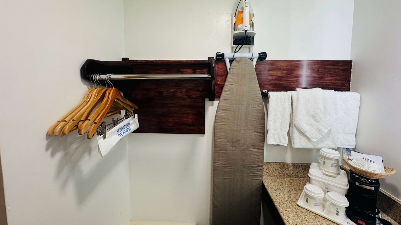 Photo of Bedroom in Roseville - Fleet Ridge