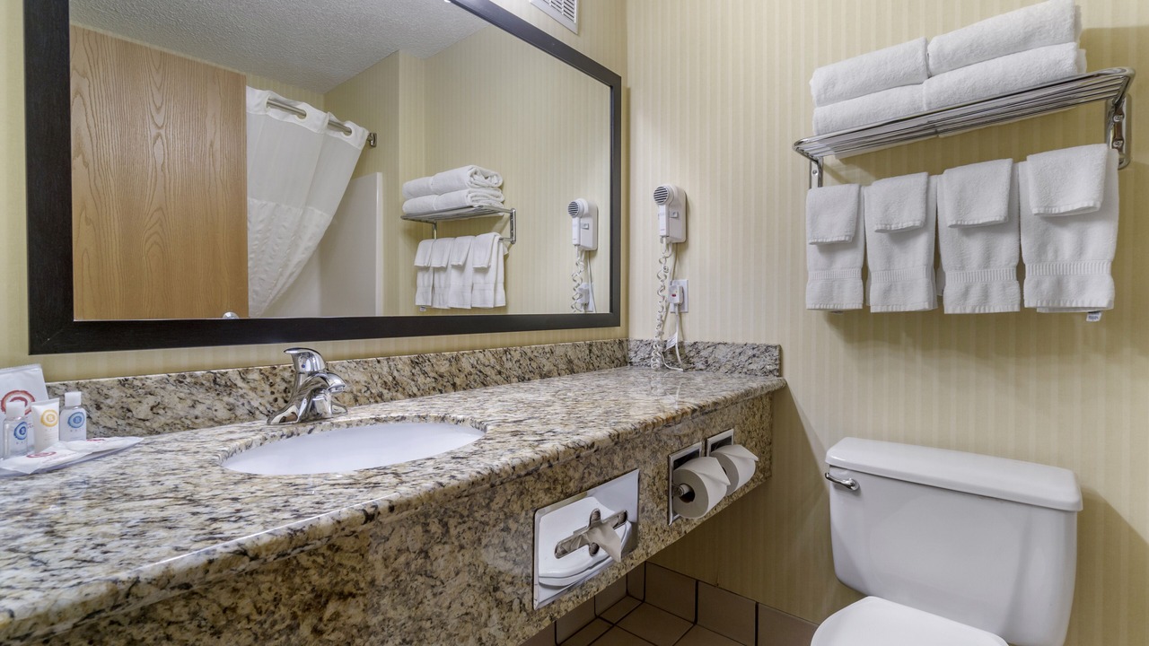 Photo of Bathroom in Canyon Park