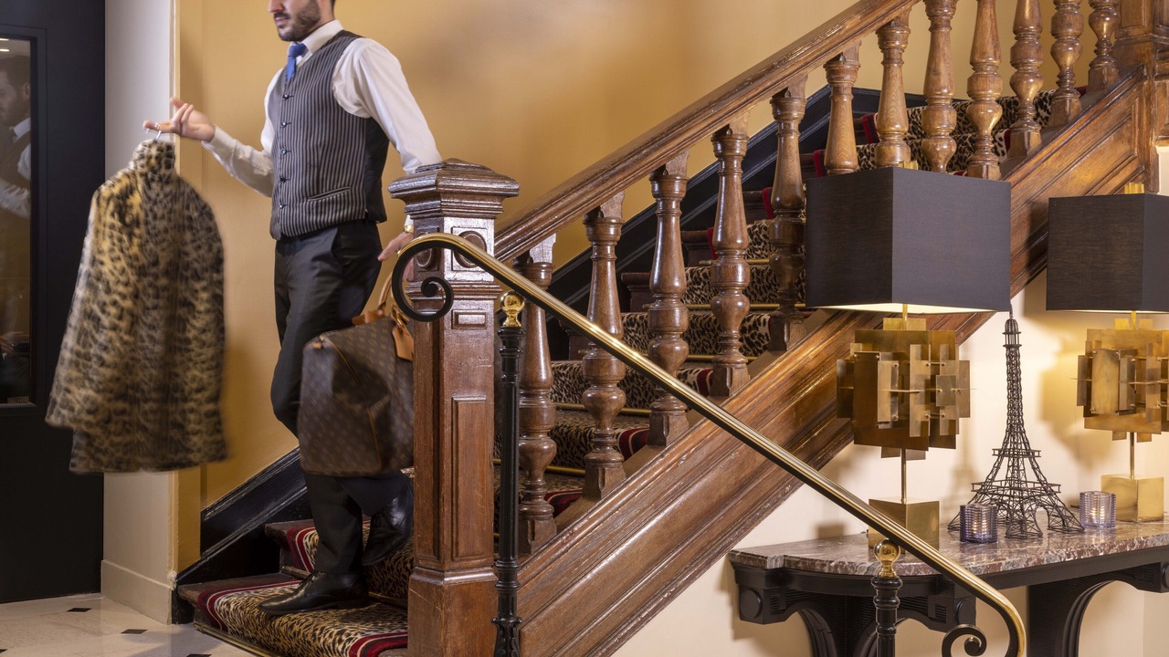 Photo of Others in Champs-Elysees