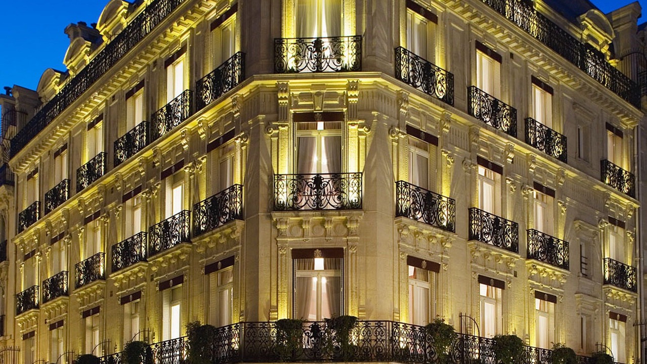 Photo of Outdoor in Champs-Elysees