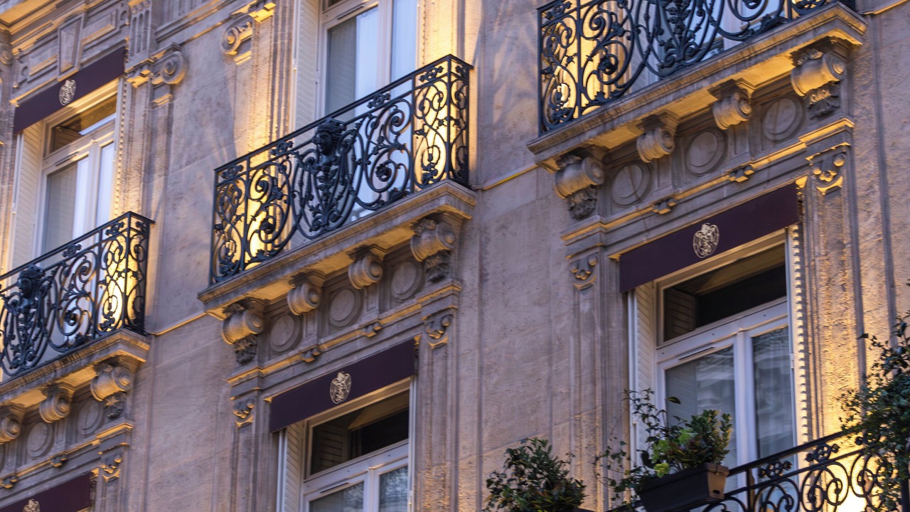 Photo of Outdoor in Champs-Elysees