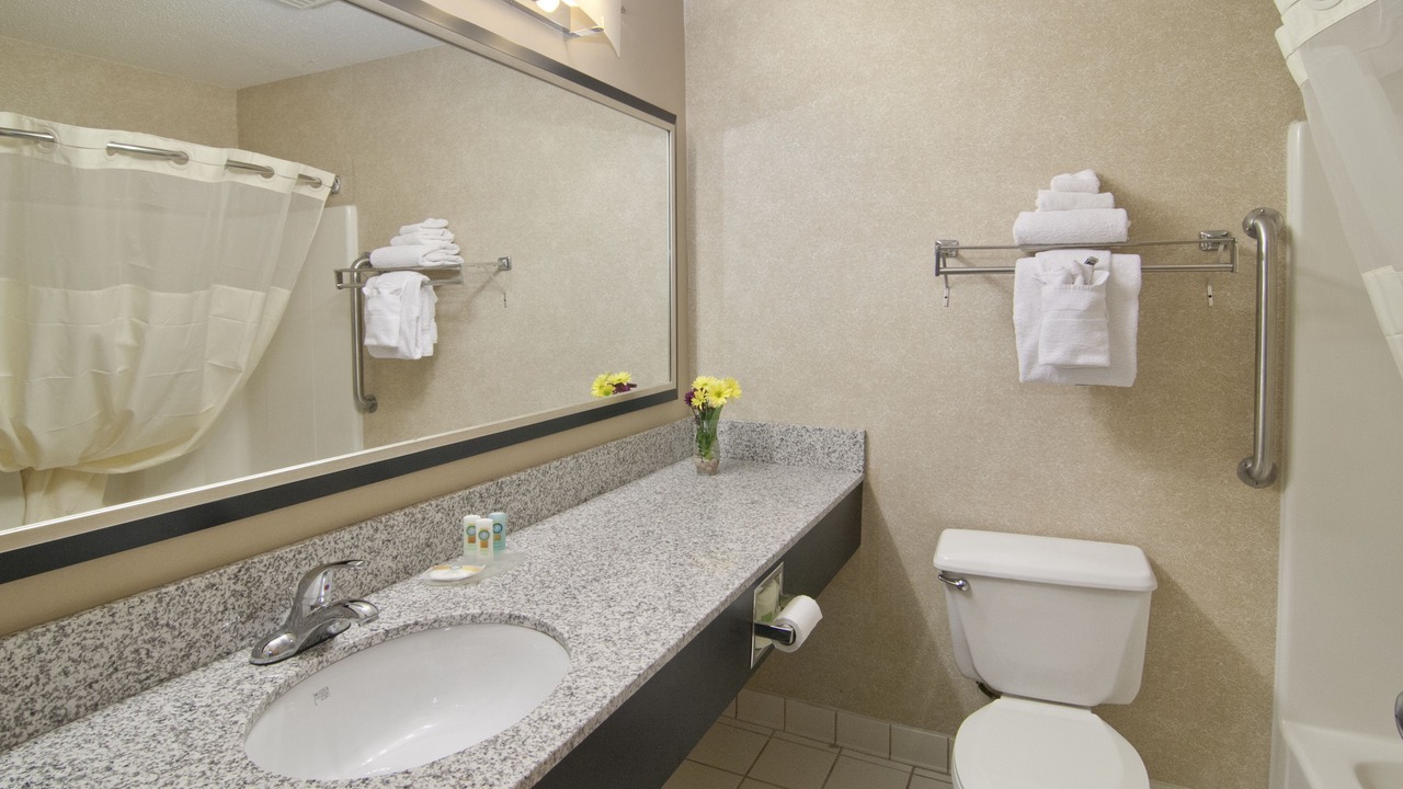 Photo of Bathroom in Brooklyn Center