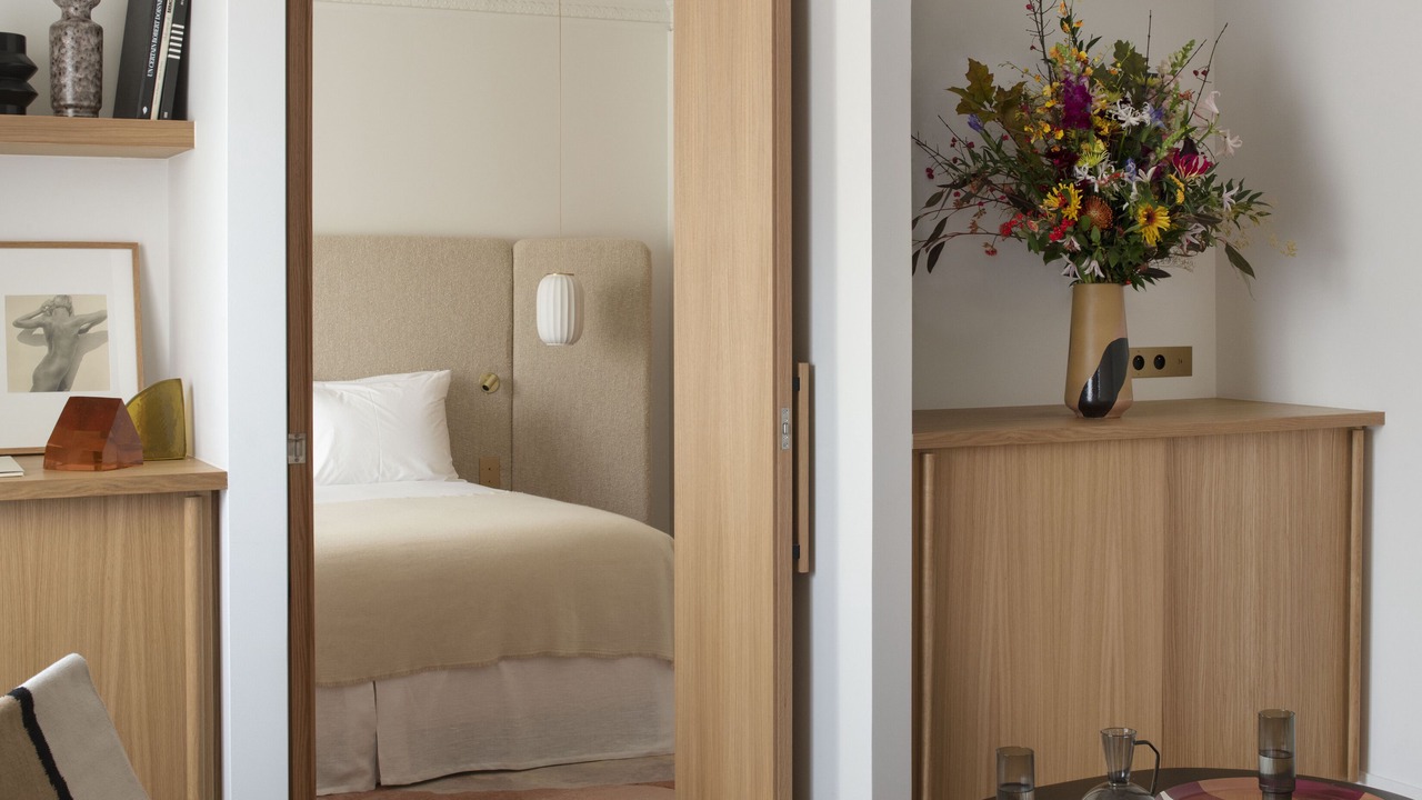 Photo of Bedroom in 8th Arrondissement
