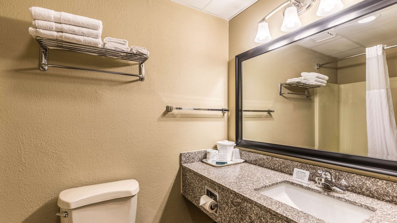 Photo of Bathroom in West Plains