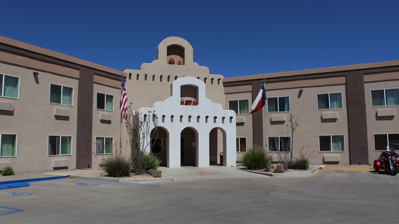 Photo of Buildings in Alpine