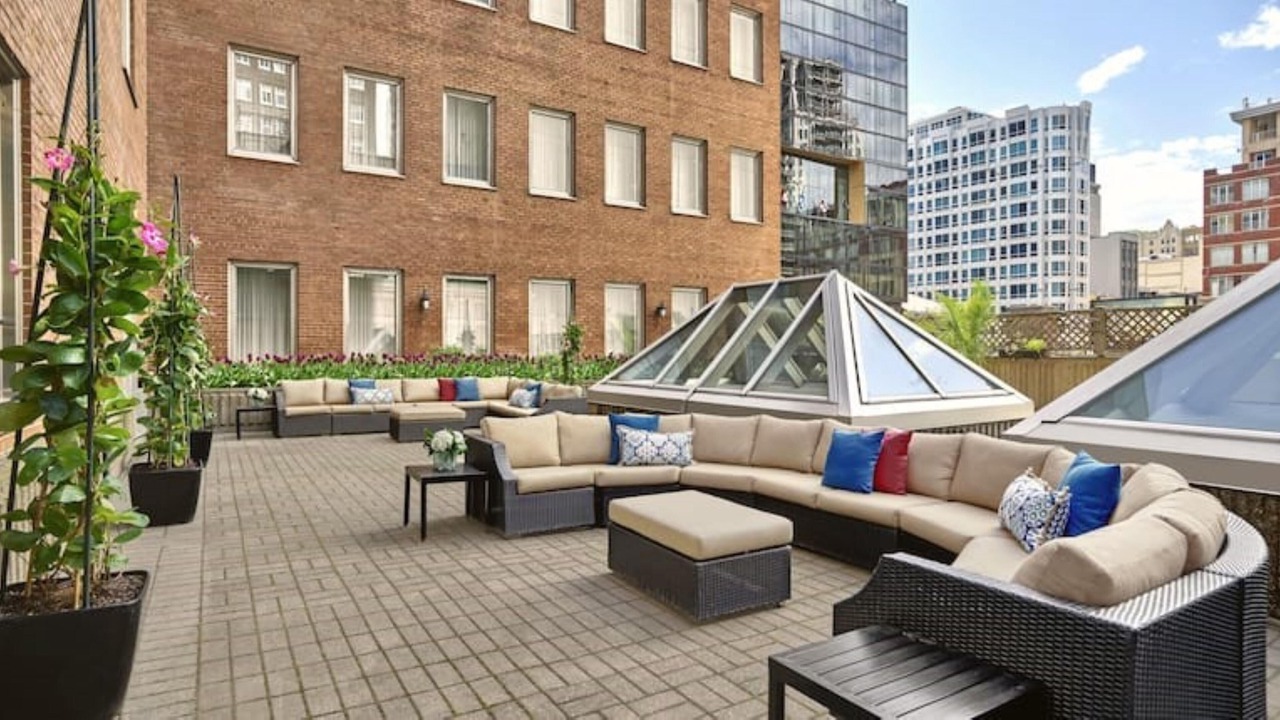 Photo of Patio Balcony in Downtown Montreal