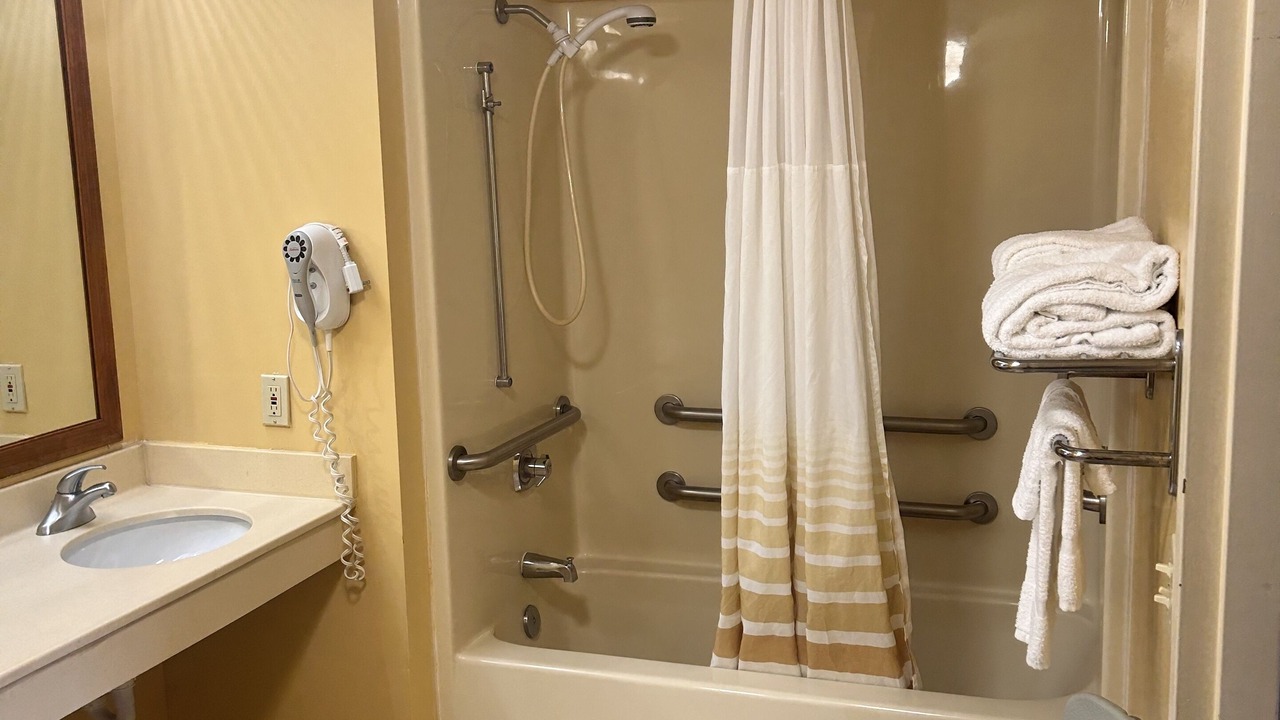 Photo of Bathroom in Crestview