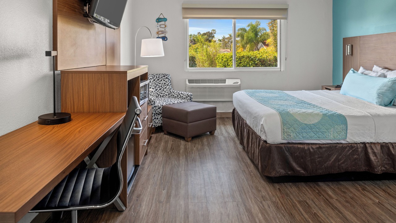 Photo of Bedroom in Leucadia