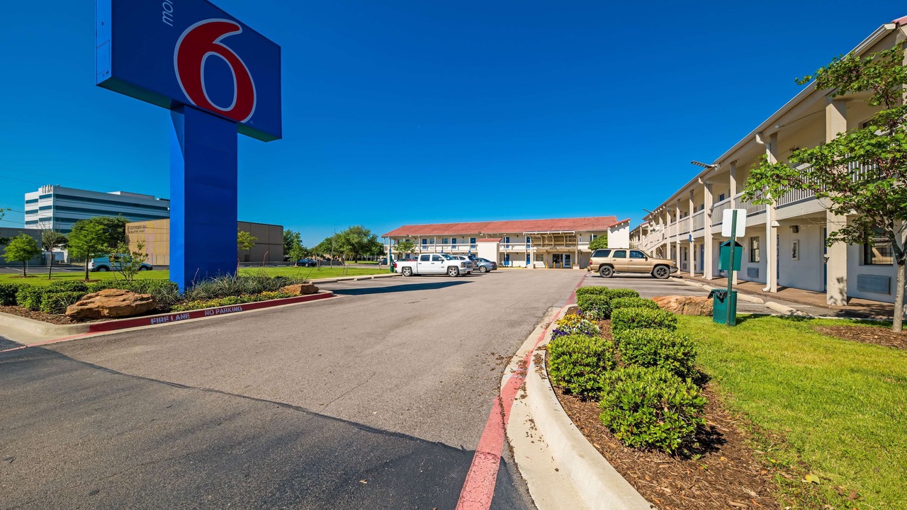 Photo of Outdoor in Farmers Branch
