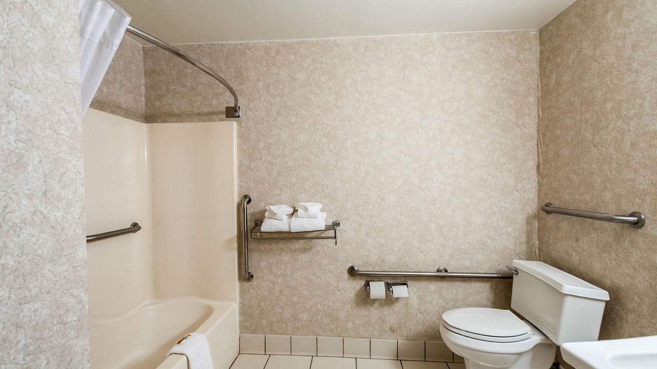 Photo of Bathroom in Solomons