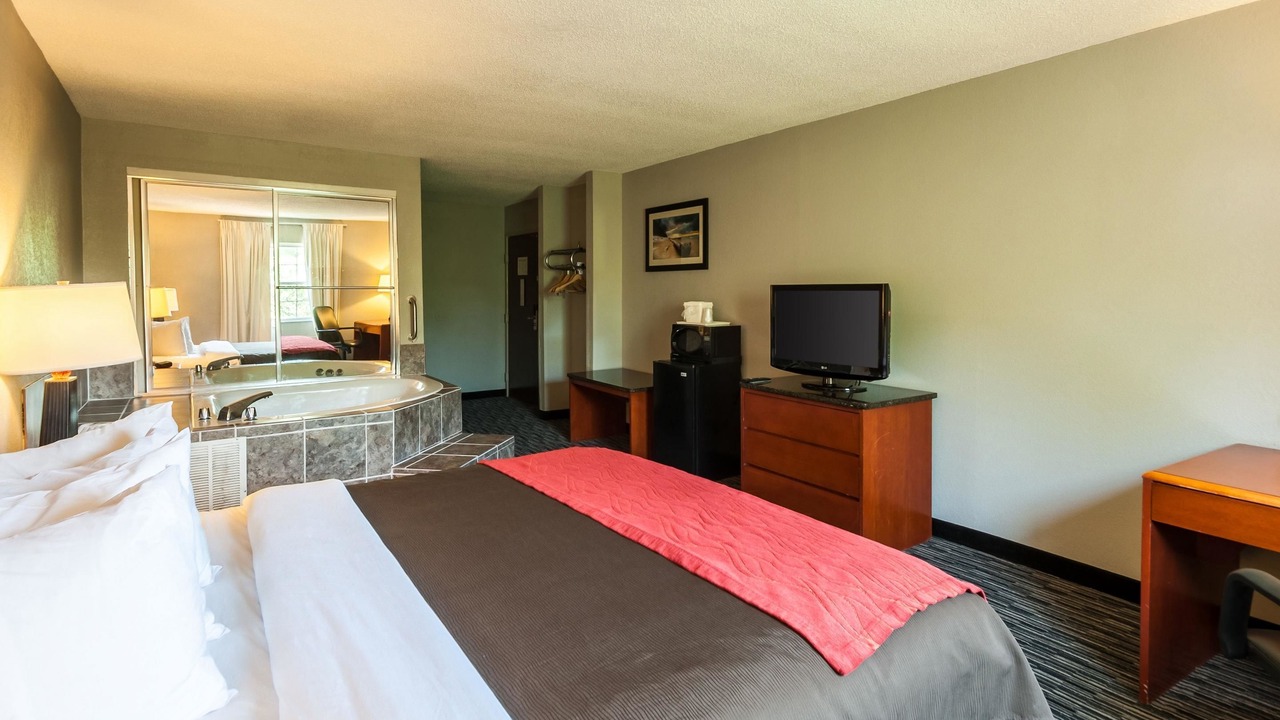 Photo of Bedroom in Solomons