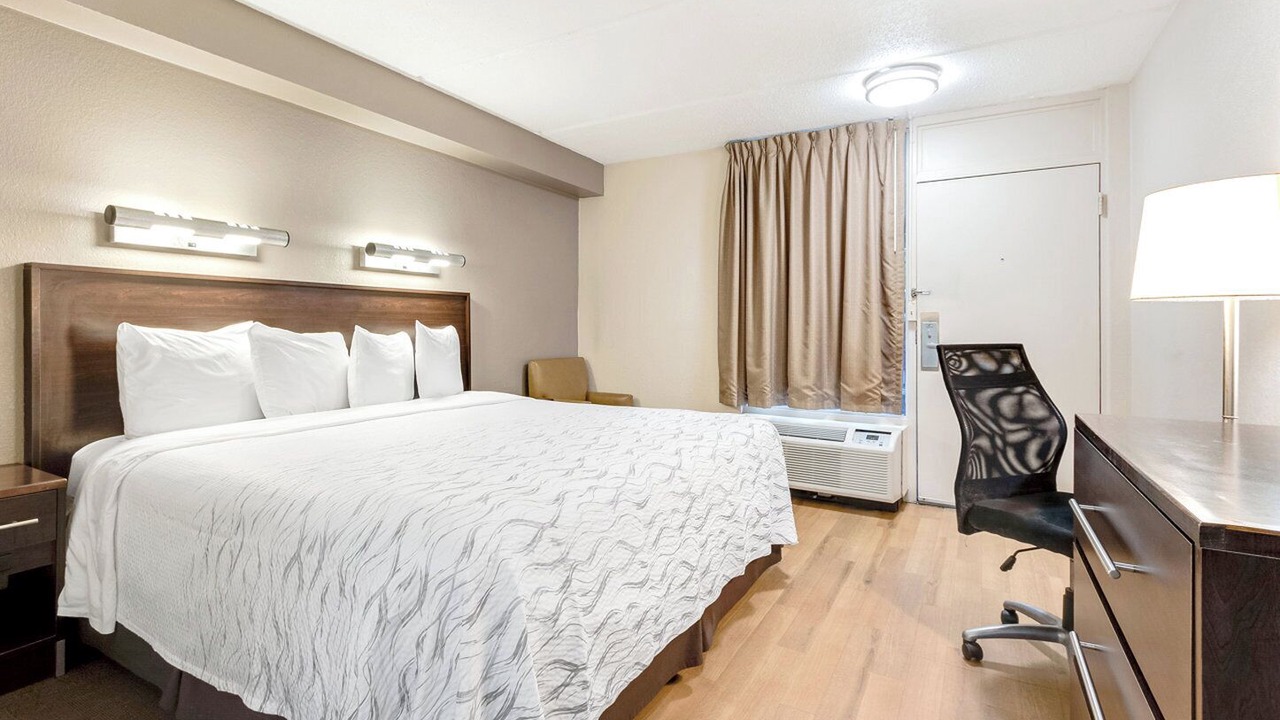 Photo of Bedroom in Charleston