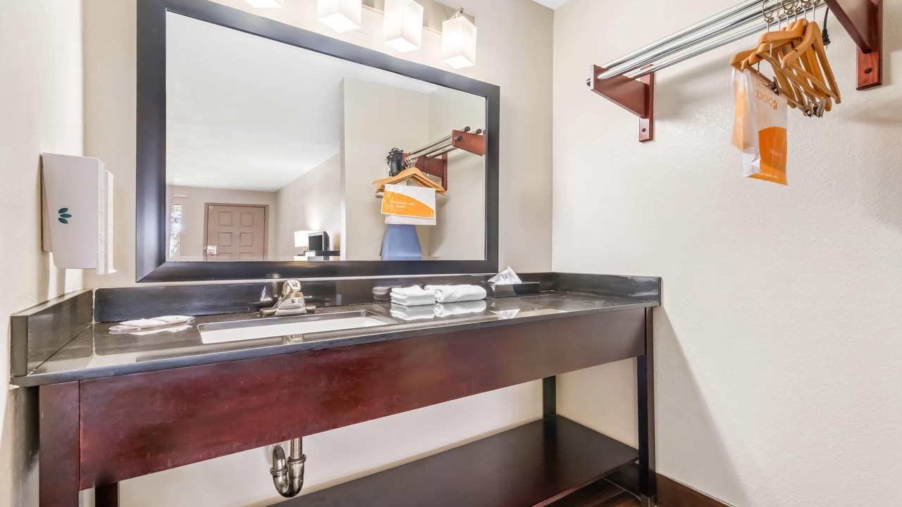 Photo of Bedroom in Childress