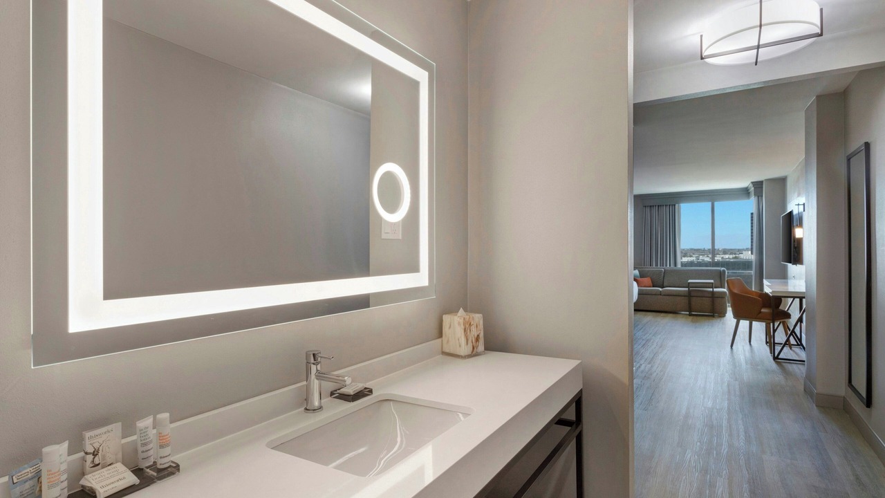Photo of Bathroom in Greater Greenspoint