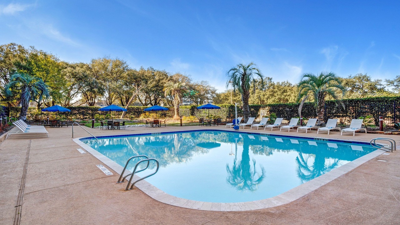 Photo of Outdoor in Greater Greenspoint