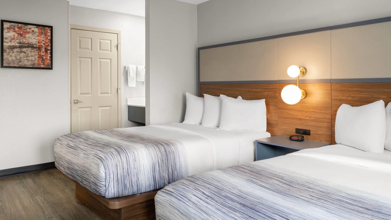Photo of Bedroom in Urbana