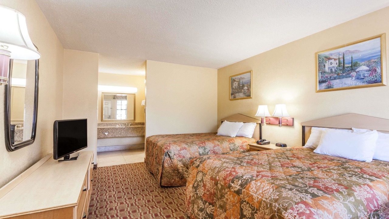 Photo of Bedroom in Yazoo City