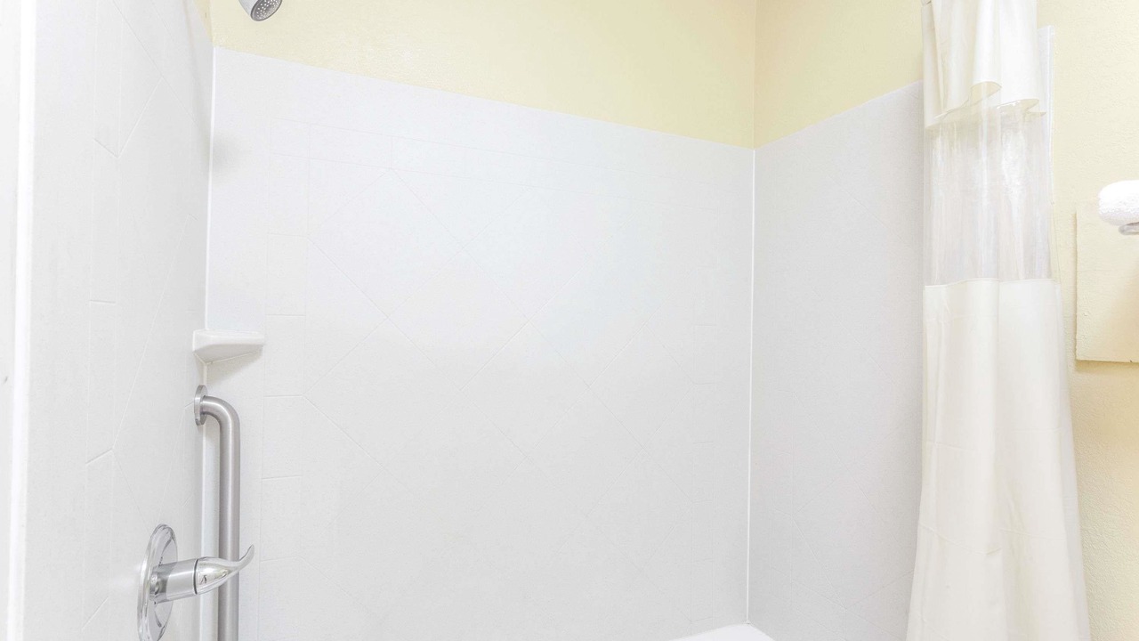 Photo of Bathroom in Yazoo City